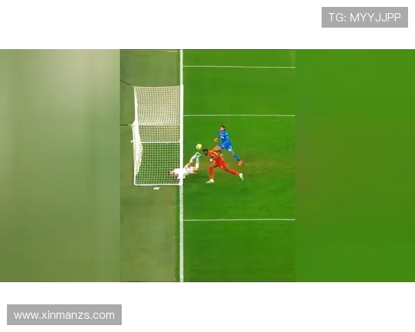 奥布拉克密集防守中连续极限扑救解析